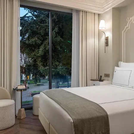 Hotel The Komana Binbirdirek 5*