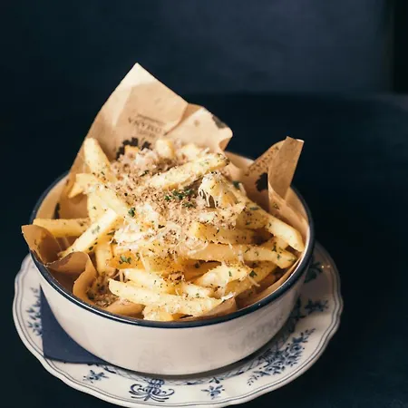 Komana Binbirdirek * Istanbul