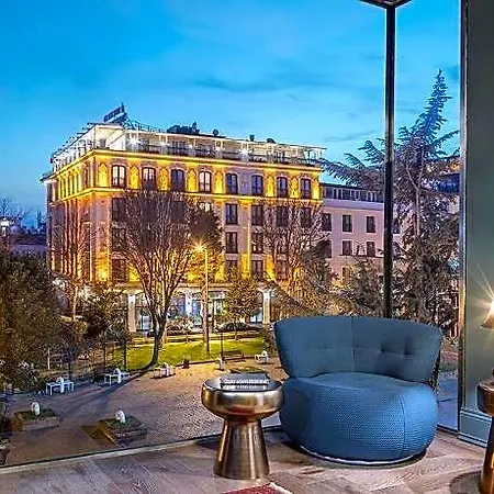 Komana Binbirdirek Otel 5*