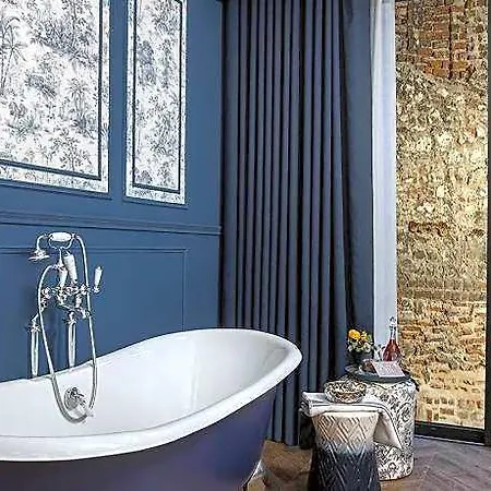 Komana Binbirdirek Otel 5*
